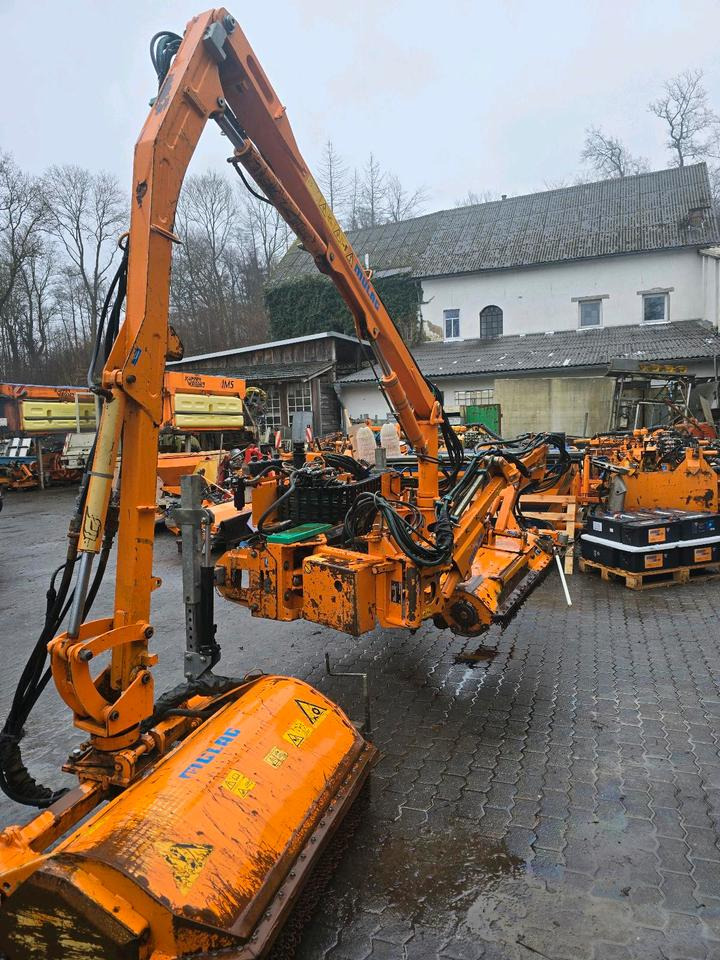 Mulag MKM 700 Böschungsmäher Böschungsmulcher FME für Unimog 405 U300 400 500 423 427 430 530 Dücker - Desbrozadora de brazo: foto 4 Mulag MKM 700 Böschungsmäher Böschungsmulcher FME für Unimog 405 U300 400 500 423 427 430 530 Dücker - Desbrozadora de brazo: foto 4