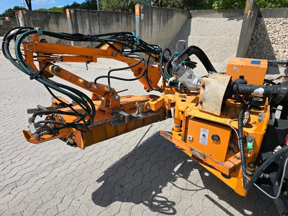 Mulag MRM 300 Randstreifenmäher Leitpfostenmähgerät Böschungsmäher Böschungsmulcher Unimog 400 300 500 423 430 318 530 Mulchgerät - Desbrozadora lateral: foto 4 Mulag MRM 300 Randstreifenmäher Leitpfostenmähgerät Böschungsmäher Böschungsmulcher Unimog 400 300 500 423 430 318 530 Mulchgerät - Desbrozadora lateral: foto 4