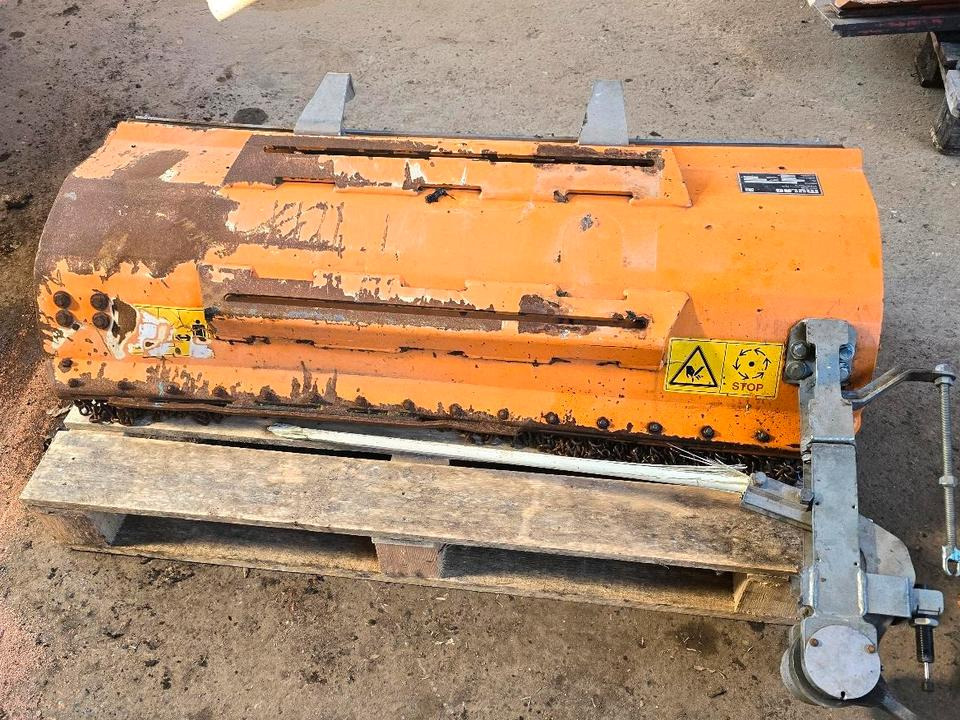 Mulag RMK 1200 BJ. 2015 Randstreifenmäher Böschungsmäher Böschungsmulcher für FME 600 700 MKM FMK Unimog 405 424 427 U 300 400 500 430 - Desbrozadora lateral: foto 3 Mulag RMK 1200 BJ. 2015 Randstreifenmäher Böschungsmäher Böschungsmulcher für FME 600 700 MKM FMK Unimog 405 424 427 U 300 400 500 430 - Desbrozadora lateral: foto 3