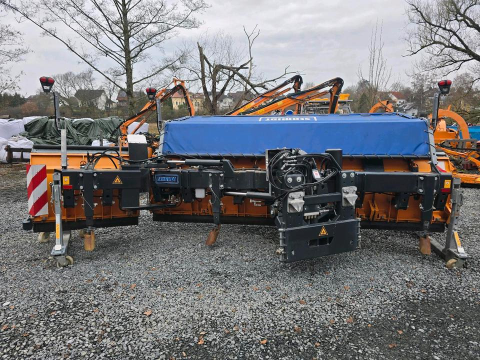 Neuer Schneepflug Schmidt ML 51-A 5,1m Schneeschild mit 24v Hydraulikanlage Schneeschieber Schmidt passend für LKW Autobahn Winterdienst - Cuchilla quitanieves: foto 3 Neuer Schneepflug Schmidt ML 51-A 5,1m Schneeschild mit 24v Hydraulikanlage Schneeschieber Schmidt passend für LKW Autobahn Winterdienst - Cuchilla quitanieves: foto 3