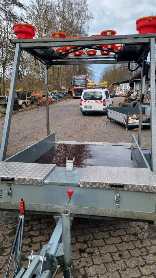 Trebbiner LED Absperrtafel 2019 FAT Sperrwand Verkehrsleittafel Verkehrsleitanhänger Verkehrssicherungsanhänger Leitanhänger VZ616 RSA21 - Remolque: foto 5 Trebbiner LED Absperrtafel 2019 FAT Sperrwand Verkehrsleittafel Verkehrsleitanhänger Verkehrssicherungsanhänger Leitanhänger VZ616 RSA21 - Remolque: foto 5