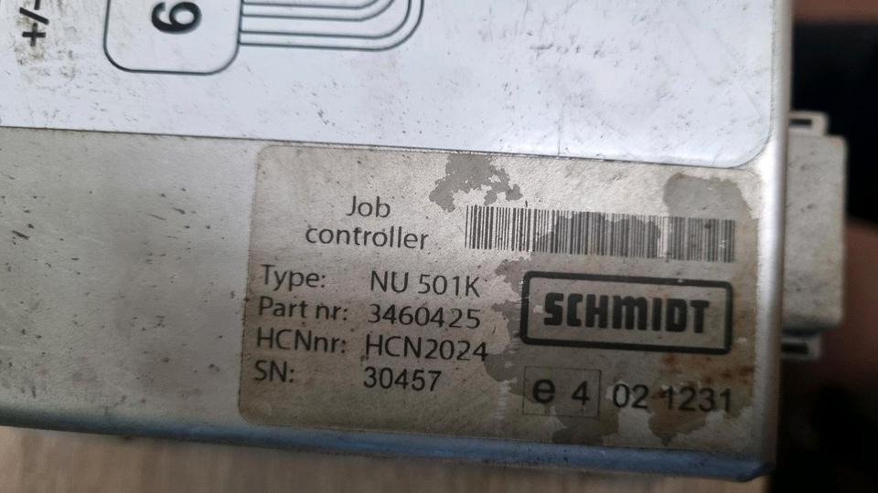 Schmidt NU 501K Job Controller Stratos Salzstreuer Rechner Bordcomputer Bedienung 3460425 - Unidad de control para Vehículo municipal: foto 3 Schmidt NU 501K Job Controller Stratos Salzstreuer Rechner Bordcomputer Bedienung 3460425 - Unidad de control para Vehículo municipal: foto 3