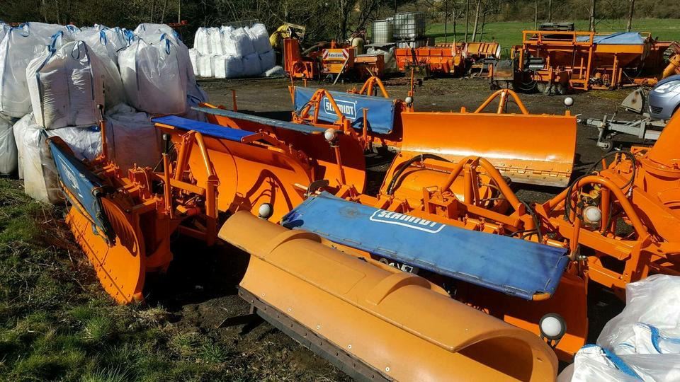 Schneepflug Schmidt Beilhack Winterdienst Schneeschild Unimog Fen - Cuchilla quitanieves: foto 1 Schneepflug Schmidt Beilhack Winterdienst Schneeschild Unimog Fen - Cuchilla quitanieves: foto 1