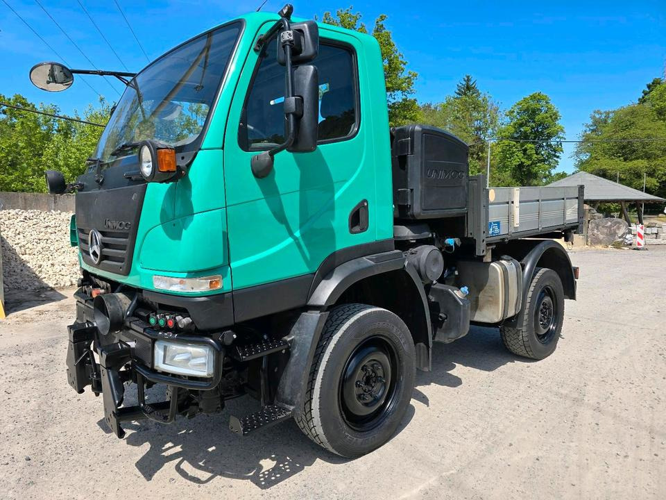 Unimog 405 U20 Mercedes-Benz Bluetec 4 U 20 290 300 400 500 UGE UGN - Camión caja abierta: foto 1 Unimog 405 U20 Mercedes-Benz Bluetec 4 U 20 290 300 400 500 UGE UGN - Camión caja abierta: foto 1