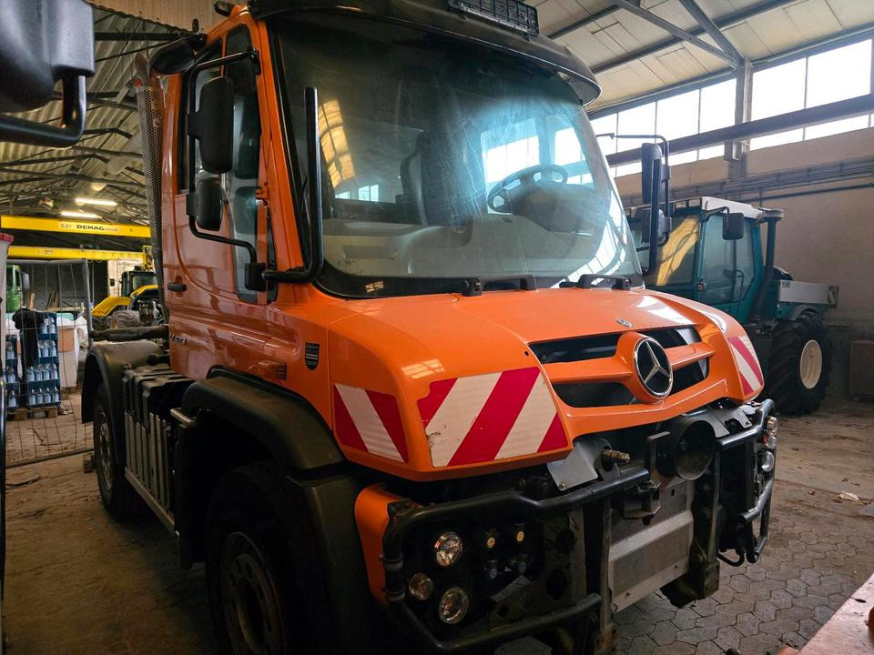 Unimog U423 EAS NKS-Z-UGE-43 Mercedes-Benz 405/10 405/12 UGE Mercedes-Benz U 318 323 327 423 427 429 430 EasyDrive Variopilot - Camión chasis, Vehículo municipal: foto 3 Unimog U423 EAS NKS-Z-UGE-43 Mercedes-Benz 405/10 405/12 UGE Mercedes-Benz U 318 323 327 423 427 429 430 EasyDrive Variopilot - Camión chasis, Vehículo municipal: foto 3