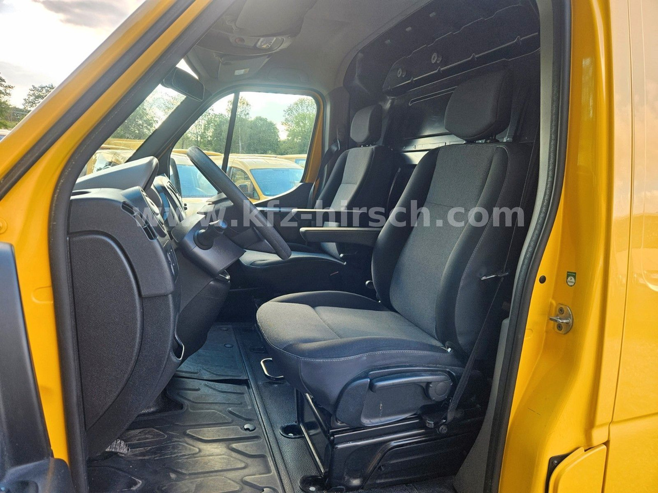 Leasing de  Renault Master EURO 6 *Klima*EU6 Kamera* Regal Sortimo Renault Master EURO 6 *Klima*EU6 Kamera* Regal Sortimo: foto 15