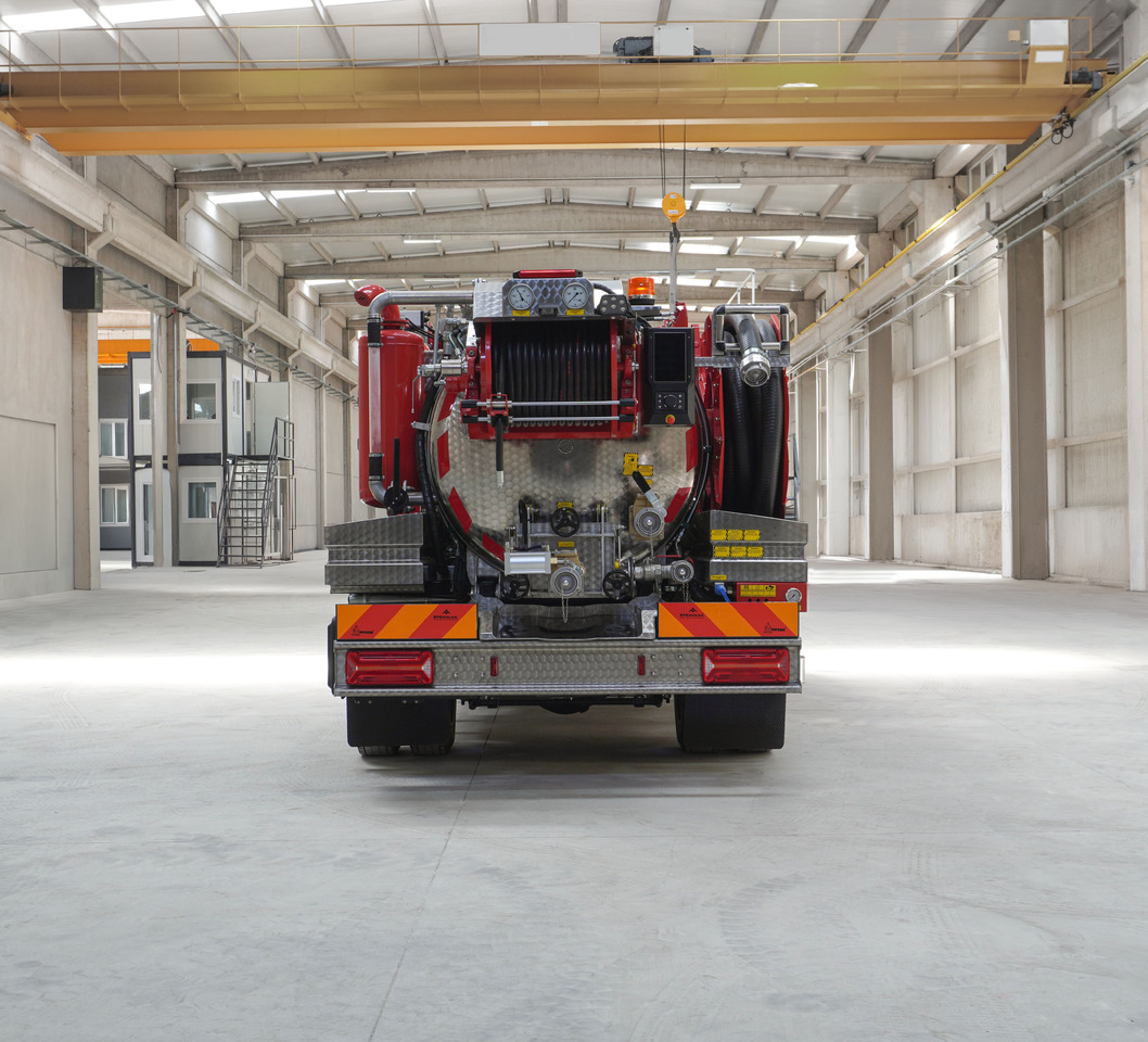 Leasing de EFEMMAK S-Combi Combined Sewer Jetting And Vacuum Vehicle EFEMMAK S-Combi Combined Sewer Jetting And Vacuum Vehicle: foto 13