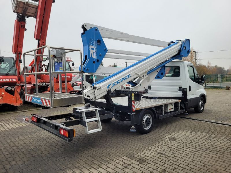 Iveco Daily 35S14 nowy podnośnik koszowy 20 m Socage ForSte 20D SPEED bucket truck boom lift - Camión con plataforma elevadora: foto 5 Iveco Daily 35S14 nowy podnośnik koszowy 20 m Socage ForSte 20D SPEED bucket truck boom lift - Camión con plataforma elevadora: foto 5