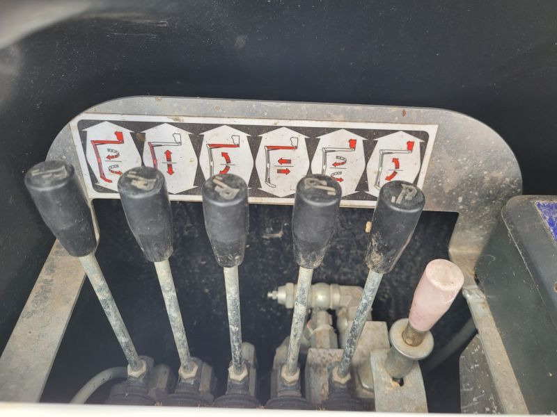 Nissan Cabstar NT400 podnośnik koszowy 20 m Oil&Steel Snake 2010 Plus bucket truck boom lift - Camión con plataforma elevadora: foto 4 Nissan Cabstar NT400 podnośnik koszowy 20 m Oil&Steel Snake 2010 Plus bucket truck boom lift - Camión con plataforma elevadora: foto 4