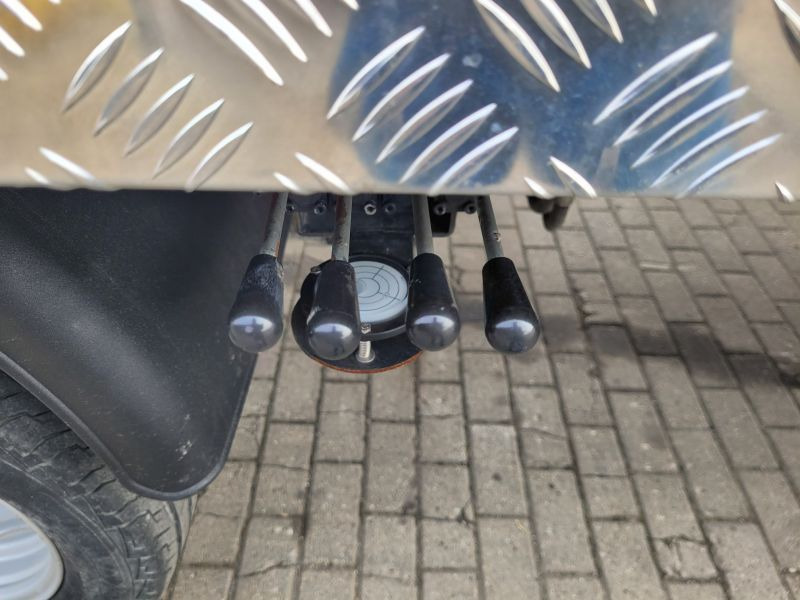 Camión con plataforma elevadora Nissan Nissan Cabstar NT400 podnośnik koszowy 20 m Multitel HX195: foto 17