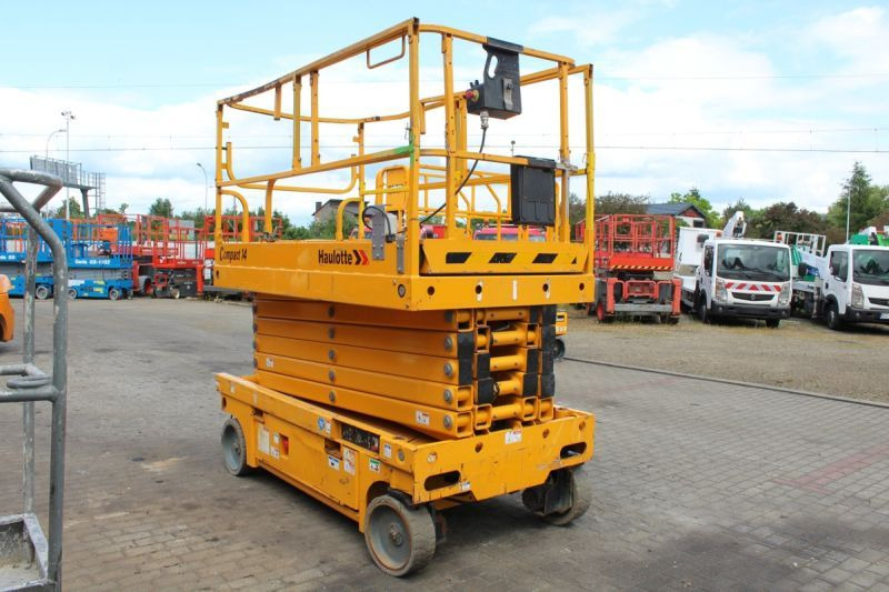 Podnośnik nożycowy elektryczny 14 m Haulotte Compact 14 - Plataforma de tijeras: foto 2 Podnośnik nożycowy elektryczny 14 m Haulotte Compact 14 - Plataforma de tijeras: foto 2