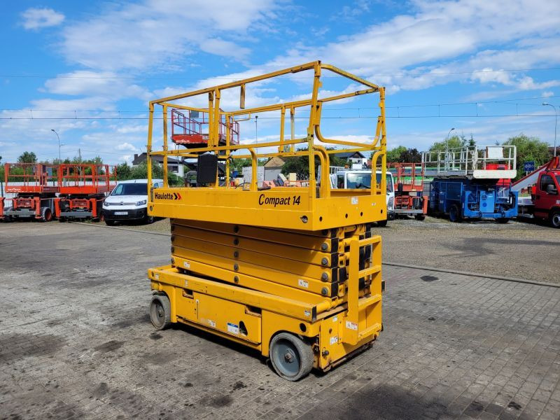 Podnośnik nożycowy elektryczny 14 m Haulotte Compact 14 - Plataforma de tijeras: foto 2 Podnośnik nożycowy elektryczny 14 m Haulotte Compact 14 - Plataforma de tijeras: foto 2