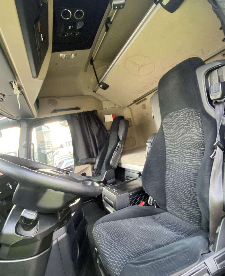 Mercedes-Benz ACTROS 1845 BIG SPACE - Cabeza tractora: foto 5 Mercedes-Benz ACTROS 1845 BIG SPACE - Cabeza tractora: foto 5