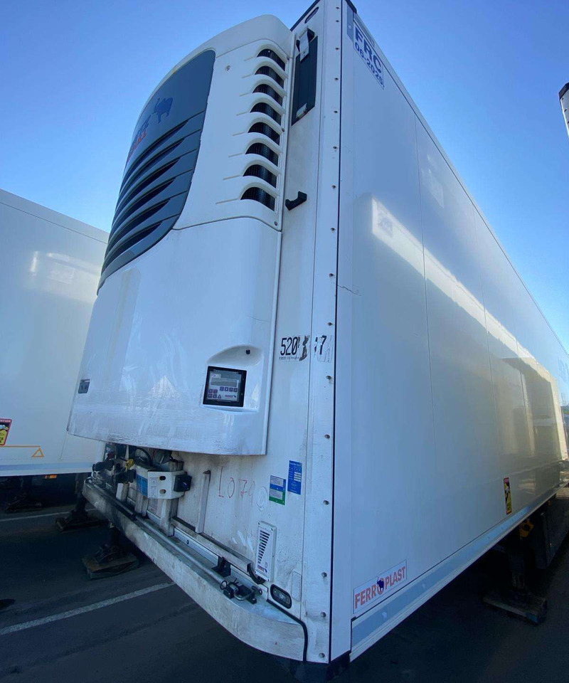 Schmitz SCHMITZ MULTITEMP 7cm - Semirremolque frigorífico: foto 1 Schmitz SCHMITZ MULTITEMP 7cm - Semirremolque frigorífico: foto 1