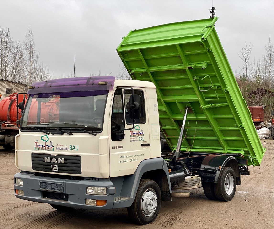 MAN LE - Camión volquete: foto 1 MAN LE - Camión volquete: foto 1