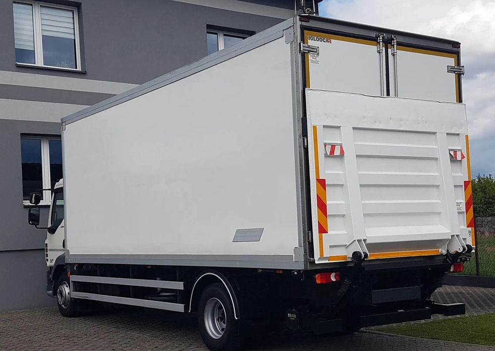 DAF 16T LF 230 WINDA CHŁODNIA 16EP 6,60x2,48x2,39 KLIMA IZOTERMA MROŹNIA - Camión frigorífico: foto 3 DAF 16T LF 230 WINDA CHŁODNIA 16EP 6,60x2,48x2,39 KLIMA IZOTERMA MROŹNIA - Camión frigorífico: foto 3