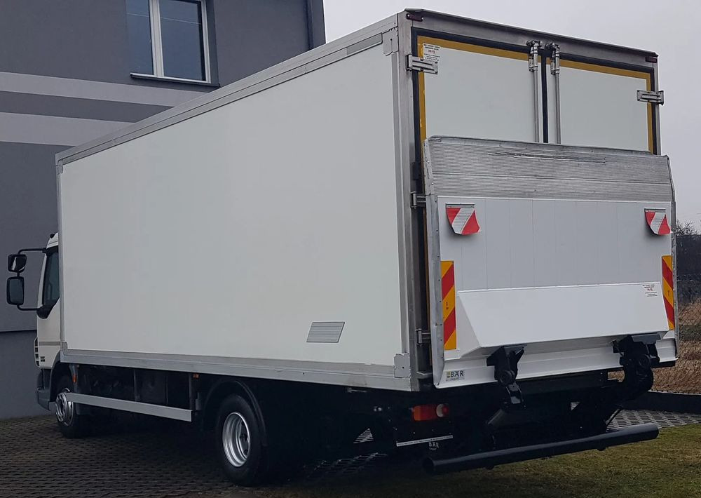 DAF LF 45.180 WINDA CHŁODNIA 15EP 6,20x2,45x2,19 KLIMA - Camión frigorífico: foto 3 DAF LF 45.180 WINDA CHŁODNIA 15EP 6,20x2,45x2,19 KLIMA - Camión frigorífico: foto 3