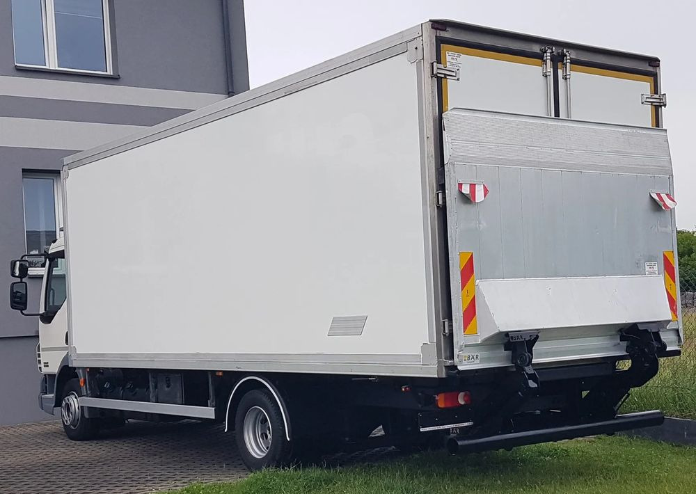 DAF LF 45.180 WINDA CHŁODNIA 15EP - Camión frigorífico: foto 3 DAF LF 45.180 WINDA CHŁODNIA 15EP - Camión frigorífico: foto 3