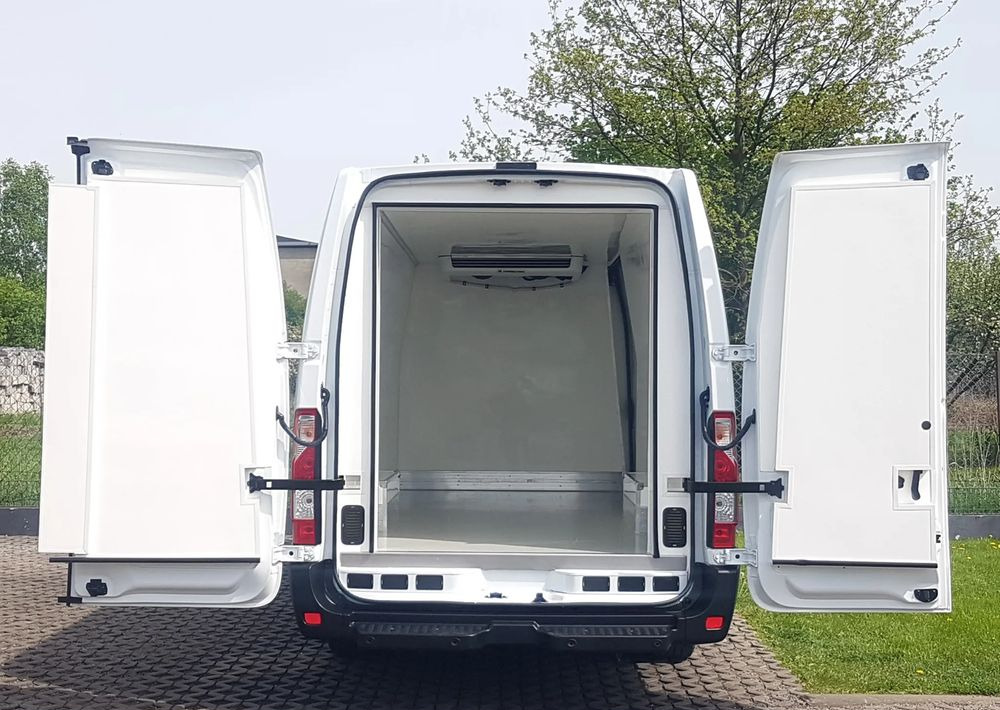 Renault MASTER L4H2 CHŁODNIA AGREGAT MROŹNIA IZOTERMA FUNKCJA GRZANIA THERMO KING V-300 MAX KLIMA TEMPOMAT - Furgoneta frigorifica: foto 5 Renault MASTER L4H2 CHŁODNIA AGREGAT MROŹNIA IZOTERMA FUNKCJA GRZANIA THERMO KING V-300 MAX KLIMA TEMPOMAT - Furgoneta frigorifica: foto 5