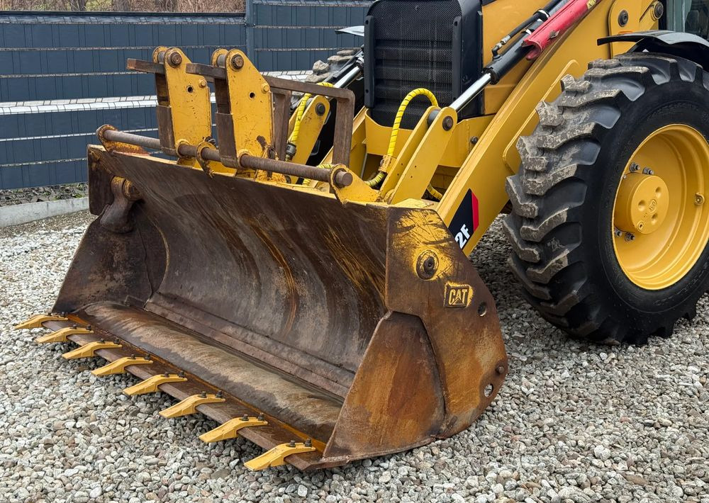 Caterpillar * Koparko Ładowarka * CAT 434 E * Caterpillar * Joystick - Retroexcavadora: foto 2 Caterpillar * Koparko Ładowarka * CAT 434 E * Caterpillar * Joystick - Retroexcavadora: foto 2