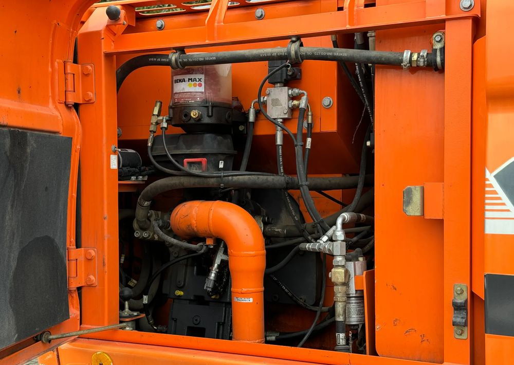 Leasing de  Doosan * DOOSAN DX160W *ROTOTILT* GPS 2D Leica * Sprowadzona * Stan Perfekcyjny * Koparka Kołowa * Doosan * DOOSAN DX160W *ROTOTILT* GPS 2D Leica * Sprowadzona * Stan Perfekcyjny * Koparka Kołowa *: foto 12