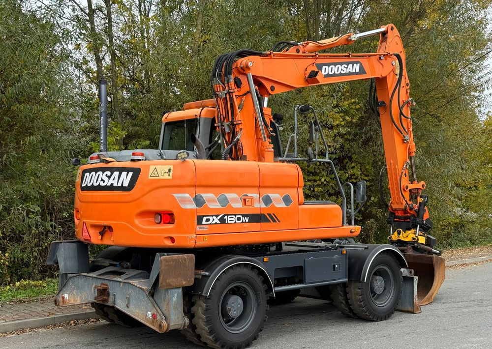 Leasing de  Doosan * DOOSAN DX160W *ROTOTILT* GPS 2D Leica * Sprowadzona * Stan Perfekcyjny * Koparka Kołowa * Doosan * DOOSAN DX160W *ROTOTILT* GPS 2D Leica * Sprowadzona * Stan Perfekcyjny * Koparka Kołowa *: foto 13