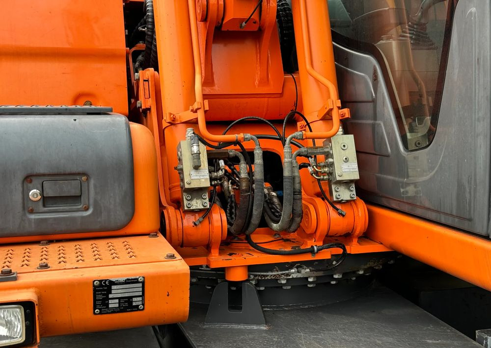 Leasing de  Doosan * DOOSAN DX160W *ROTOTILT* GPS 2D Leica * Sprowadzona * Stan Perfekcyjny * Koparka Kołowa * Doosan * DOOSAN DX160W *ROTOTILT* GPS 2D Leica * Sprowadzona * Stan Perfekcyjny * Koparka Kołowa *: foto 9