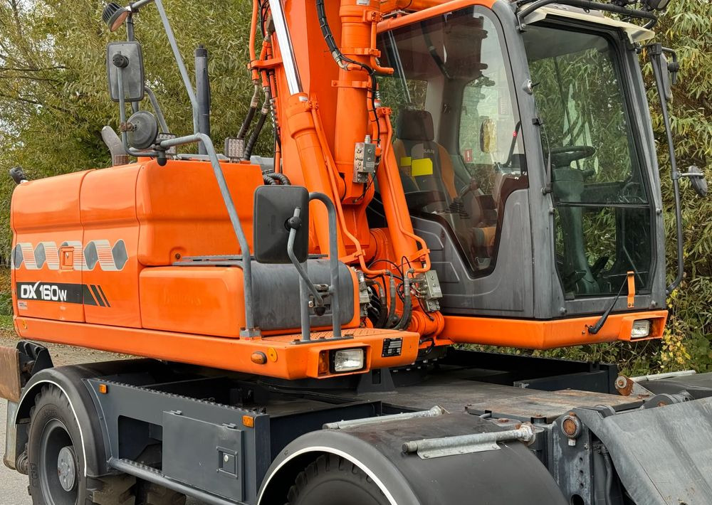 Leasing de  Doosan * DOOSAN DX160W *ROTOTILT* GPS 2D Leica * Sprowadzona * Stan Perfekcyjny * Koparka Kołowa * Doosan * DOOSAN DX160W *ROTOTILT* GPS 2D Leica * Sprowadzona * Stan Perfekcyjny * Koparka Kołowa *: foto 6