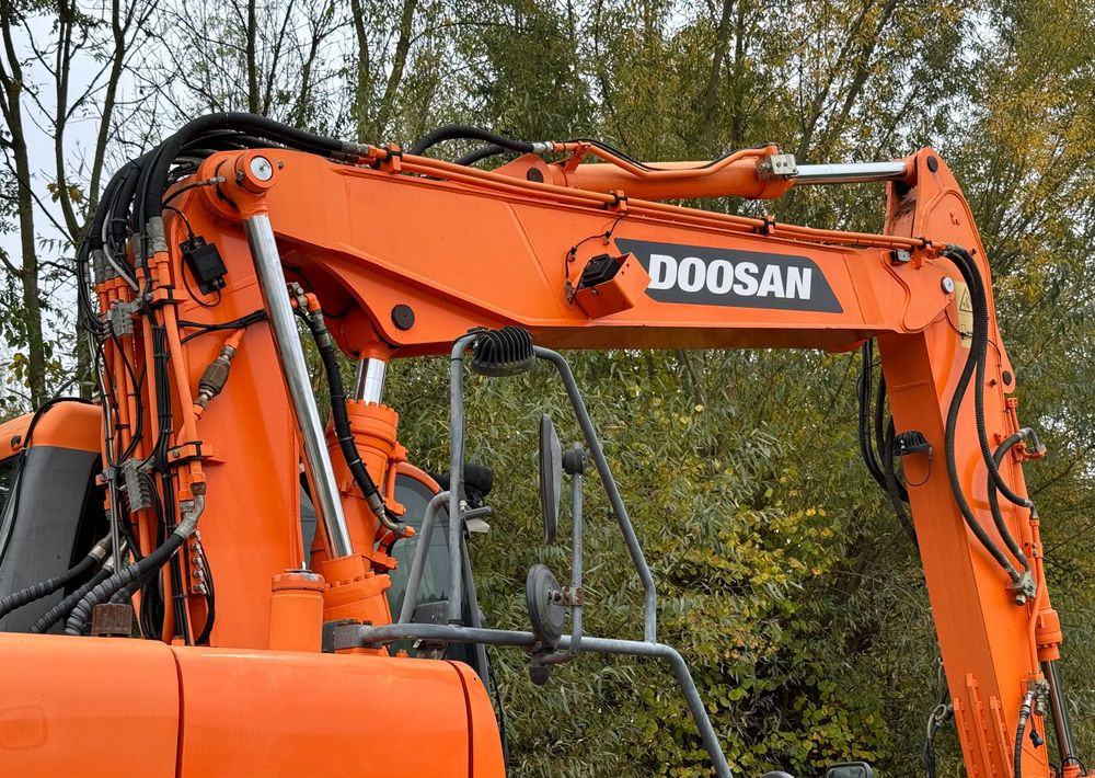 Leasing de  Doosan * DOOSAN DX160W *ROTOTILT* GPS 2D Leica * Sprowadzona * Stan Perfekcyjny * Koparka Kołowa * Doosan * DOOSAN DX160W *ROTOTILT* GPS 2D Leica * Sprowadzona * Stan Perfekcyjny * Koparka Kołowa *: foto 16