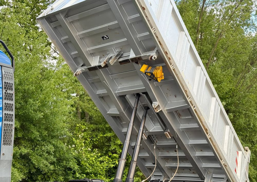 Camión volquete MAN * Kiper Meiller * Wywrotka * 35-440 *  MAN TGA 8X4 * Stan Perfekcyjny *: foto 12 Camión volquete MAN * Kiper Meiller * Wywrotka * 35-440 *  MAN TGA 8X4 * Stan Perfekcyjny *: foto 12