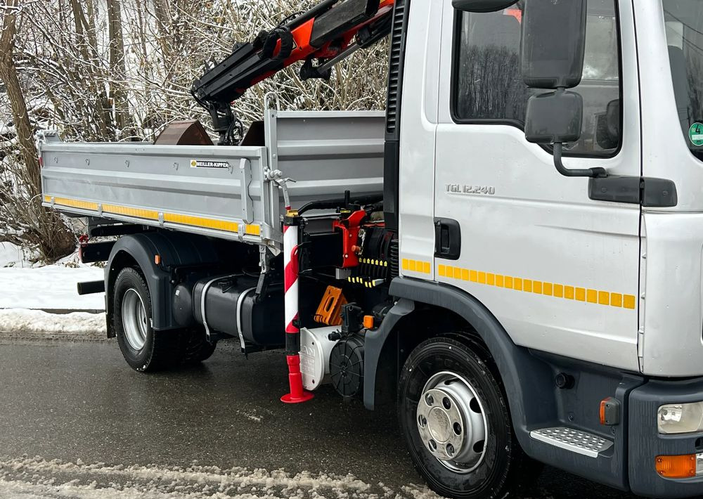 MAN MAN TGL 12-240 Kiper Wywrotka 4x2 Kran PALFINGER PK 12500 BARDZO DOBRY STAN - Camión volquete: foto 5 MAN MAN TGL 12-240 Kiper Wywrotka 4x2 Kran PALFINGER PK 12500 BARDZO DOBRY STAN - Camión volquete: foto 5