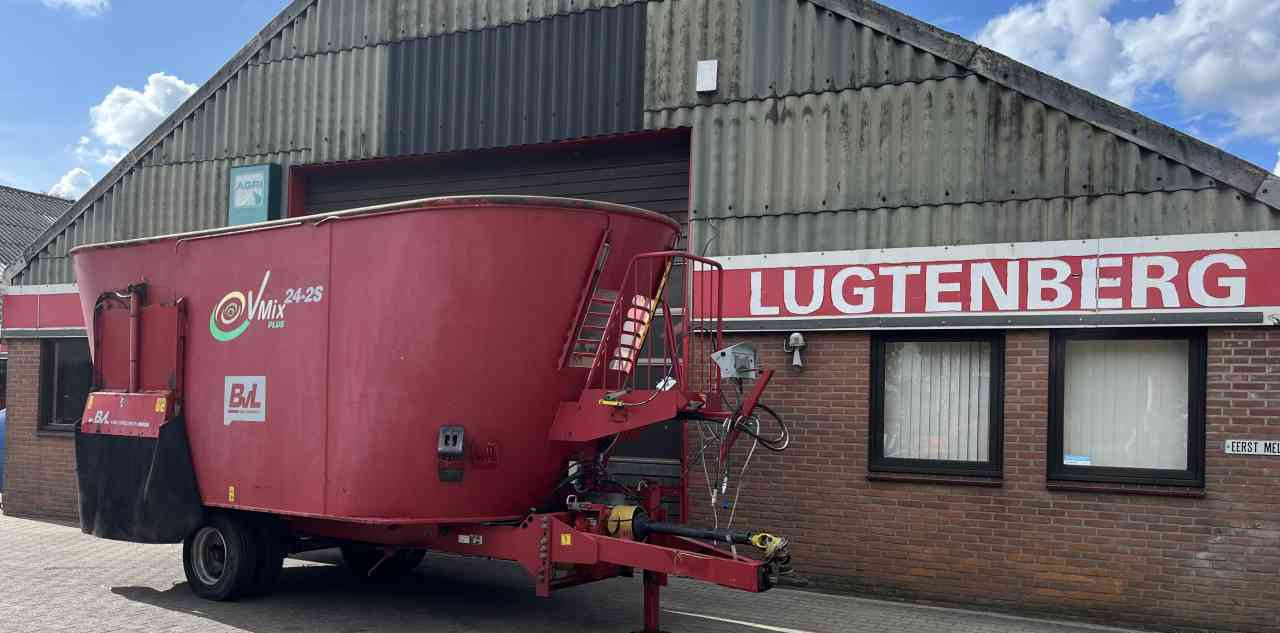 BVL V-Mix 24-2S Voermengwagen voermachines - Desensiladora: foto 1 BVL V-Mix 24-2S Voermengwagen voermachines - Desensiladora: foto 1