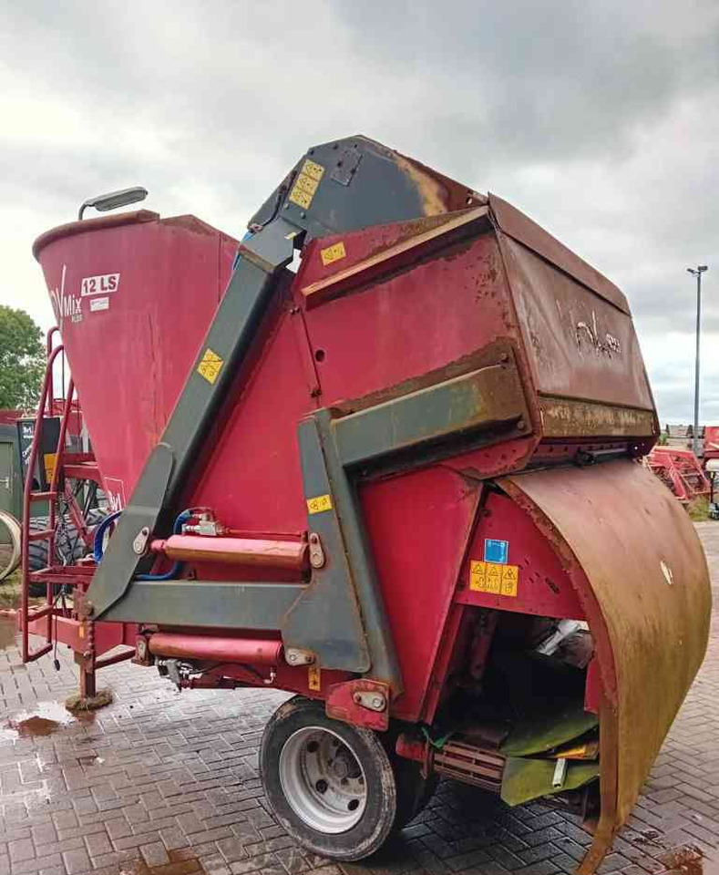 BVL V-Mix Plus 12 LS voermengwagen voermachines - Desensiladora: foto 5 BVL V-Mix Plus 12 LS voermengwagen voermachines - Desensiladora: foto 5