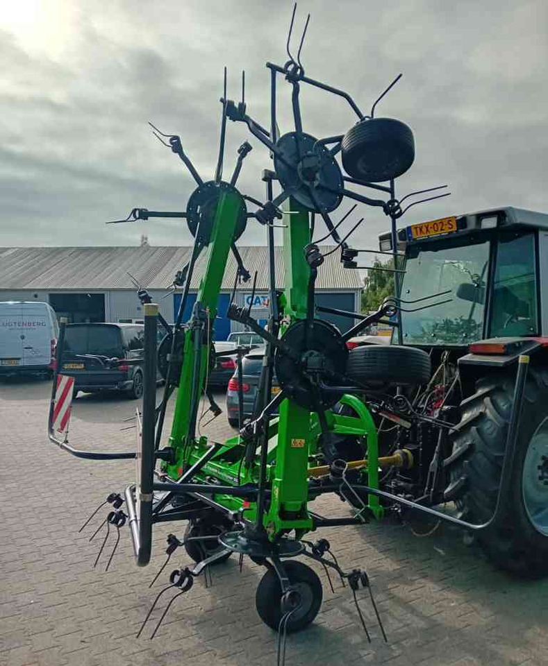 Deutz-Fahr Condimaster 6821 schudder weidebouwmachines - Henificadora: foto 2 Deutz-Fahr Condimaster 6821 schudder weidebouwmachines - Henificadora: foto 2