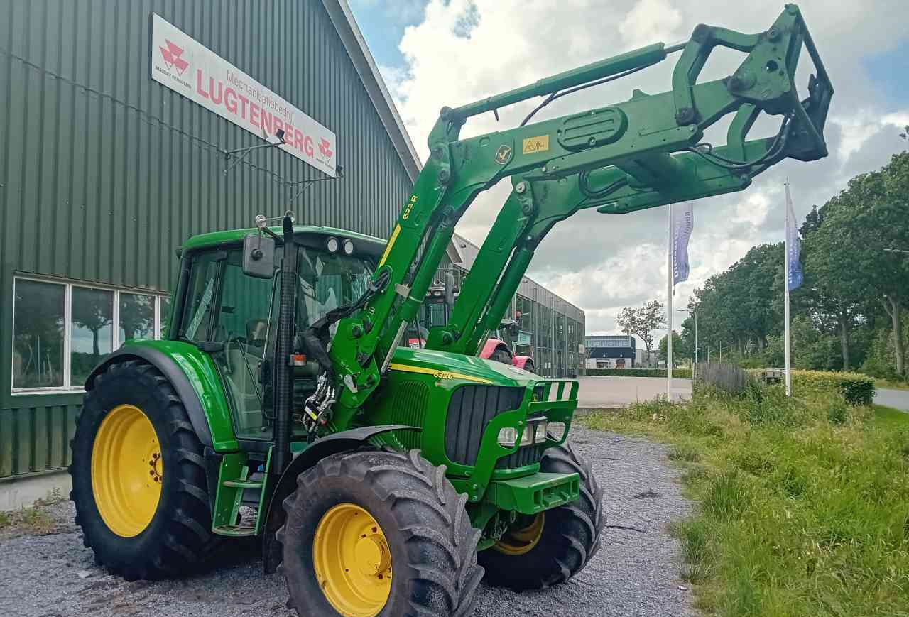 John Deere 6320 met 623R voorlader - Tractor: foto 1 John Deere 6320 met 623R voorlader - Tractor: foto 1