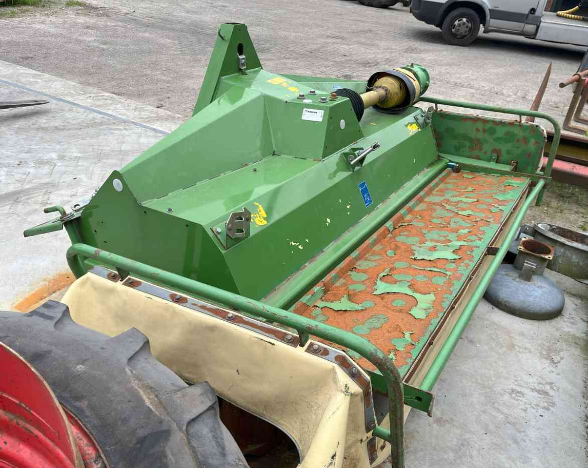Krone Easycut 28 CV frontmaaier, schijvenmaaier, mower Hooibouwmachines - Segadora: foto 2 Krone Easycut 28 CV frontmaaier, schijvenmaaier, mower Hooibouwmachines - Segadora: foto 2