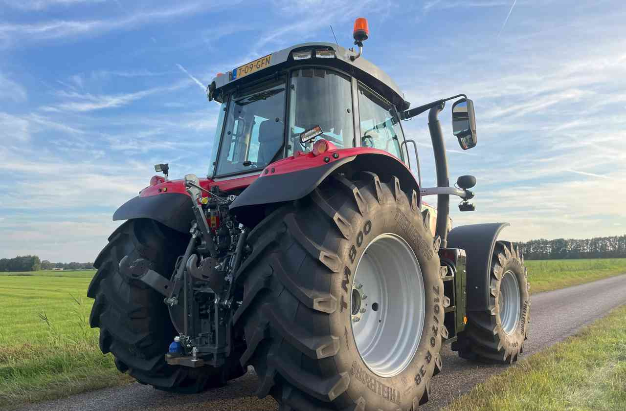 Massey Ferguson 7S.190 Dyna-VT Exclusive tractoren - Tractor: foto 5 Massey Ferguson 7S.190 Dyna-VT Exclusive tractoren - Tractor: foto 5