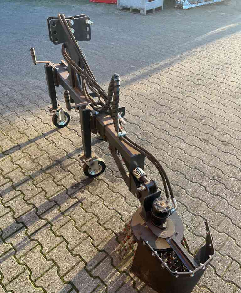 Hofstede Onkruidborstel diversen - Otros maquinaria: foto 2 Hofstede Onkruidborstel diversen - Otros maquinaria: foto 2