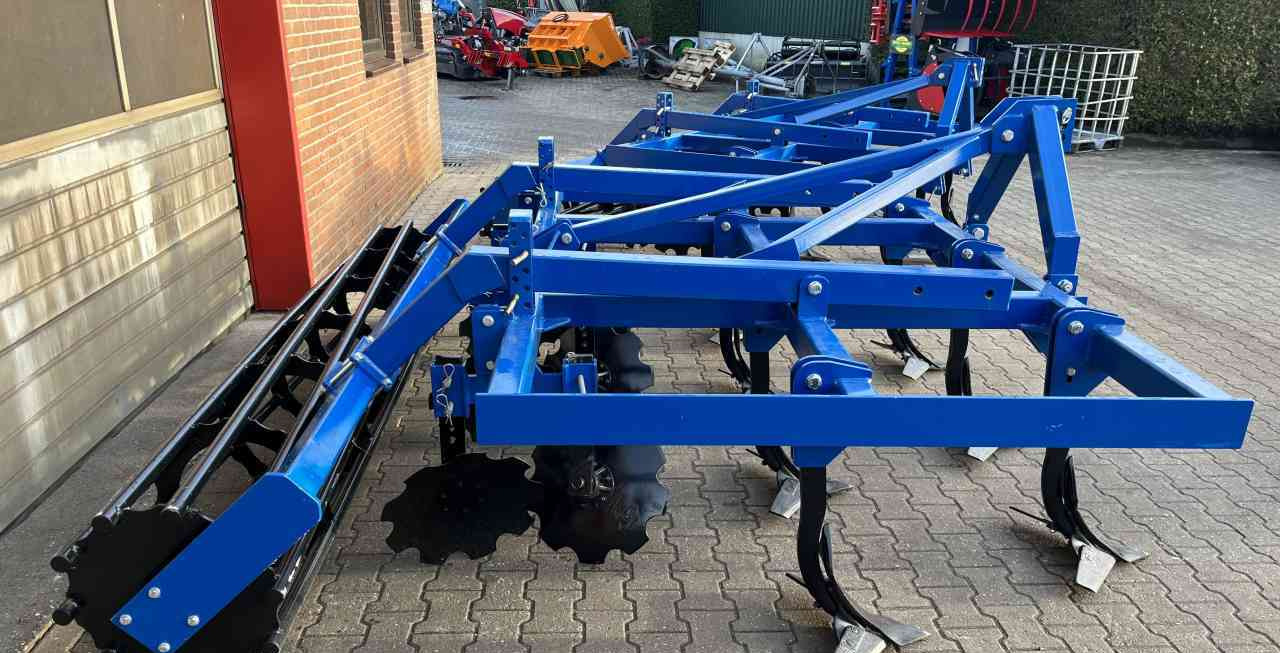 STP RKW 3 Vleugelschaar cultivator pakkerrol grondbewerking - Cultivador: foto 5 STP RKW 3 Vleugelschaar cultivator pakkerrol grondbewerking - Cultivador: foto 5