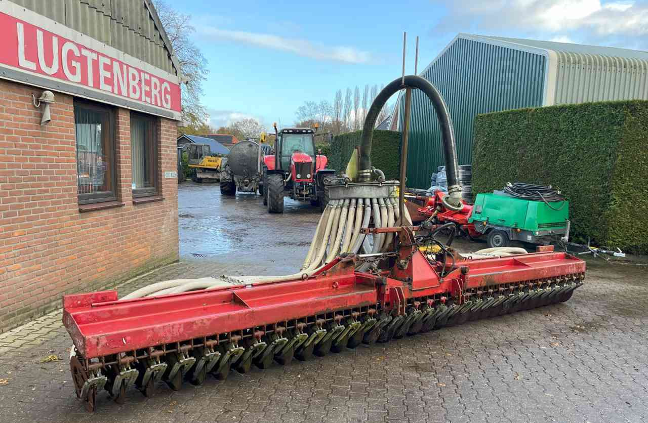 Vredo Zodebemester graslandbemester injecteur mestverwerking - Inyector de purín: foto 3 Vredo Zodebemester graslandbemester injecteur mestverwerking - Inyector de purín: foto 3