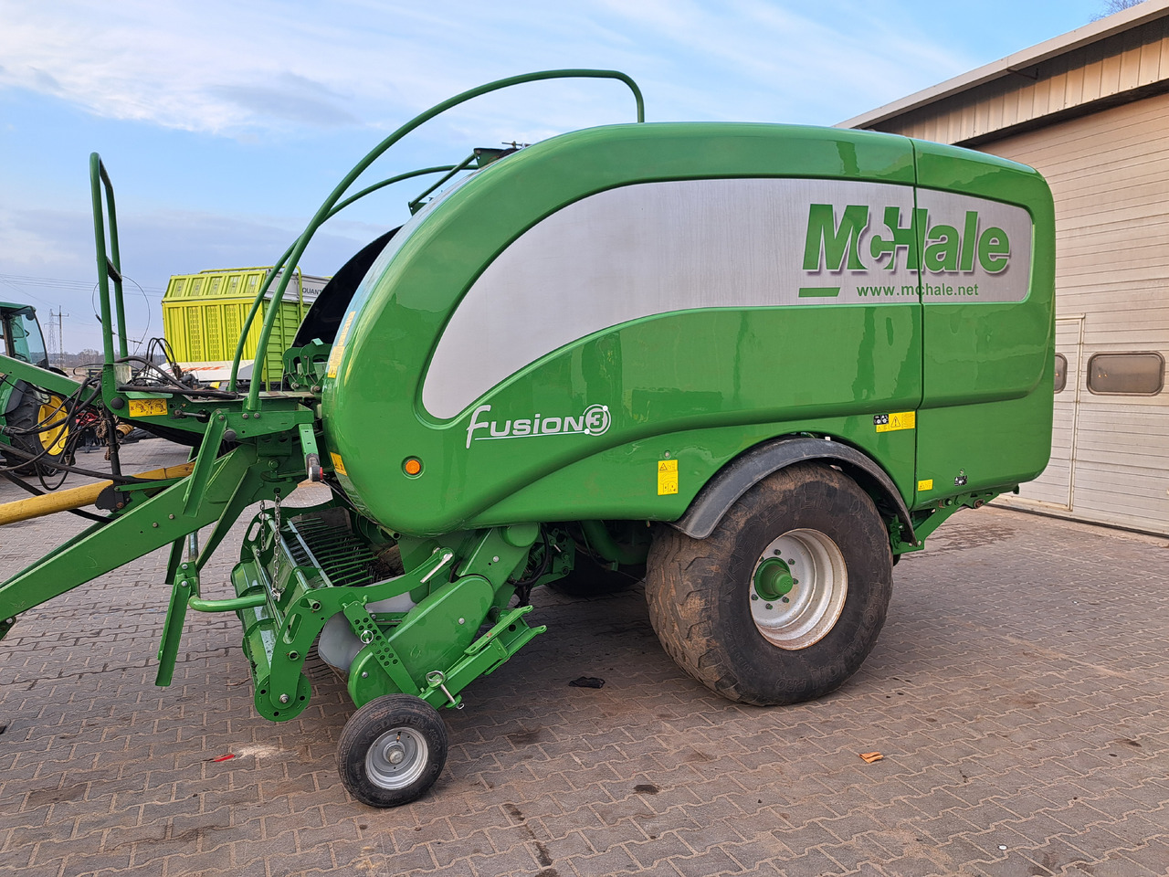 McHALE Fusion 3 - Rotoempacadora: foto 2 McHALE Fusion 3 - Rotoempacadora: foto 2