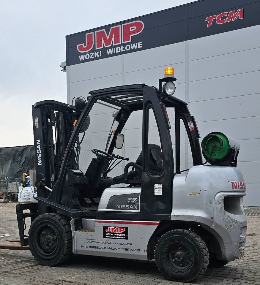 Nissan UG1D2A32LQ - Carretilla elevadora de gas: foto 2 Nissan UG1D2A32LQ - Carretilla elevadora de gas: foto 2