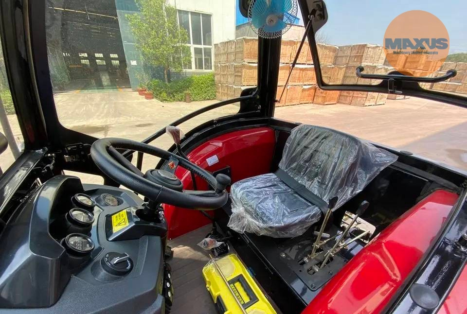 MAXUS tractor 100hp 4x4 - Tractor: foto 2 MAXUS tractor 100hp 4x4 - Tractor: foto 2
