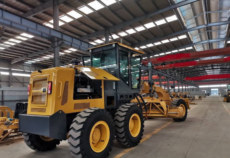 NEW MAXUS Cummins Road Grader Warranty up to 10 Years НОВА дорожня рівнялка MAXUS Cummins Гарантія до 10 Років NOWA równiarka drogowa MAXUS Cummins Gwarancja do 10 LAT - Grader: foto 3 NEW MAXUS Cummins Road Grader Warranty up to 10 Years НОВА дорожня рівнялка MAXUS Cummins Гарантія до 10 Років NOWA równiarka drogowa MAXUS Cummins Gwarancja do 10 LAT - Grader: foto 3