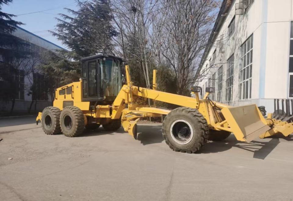 NEW MAXUS Motor Grader Warranty up to 10 YEARS | НОВА рівнинна машина MAXUS Гарантія до 10 РОКІВ - Grader: foto 2 NEW MAXUS Motor Grader Warranty up to 10 YEARS | НОВА рівнинна машина MAXUS Гарантія до 10 РОКІВ - Grader: foto 2