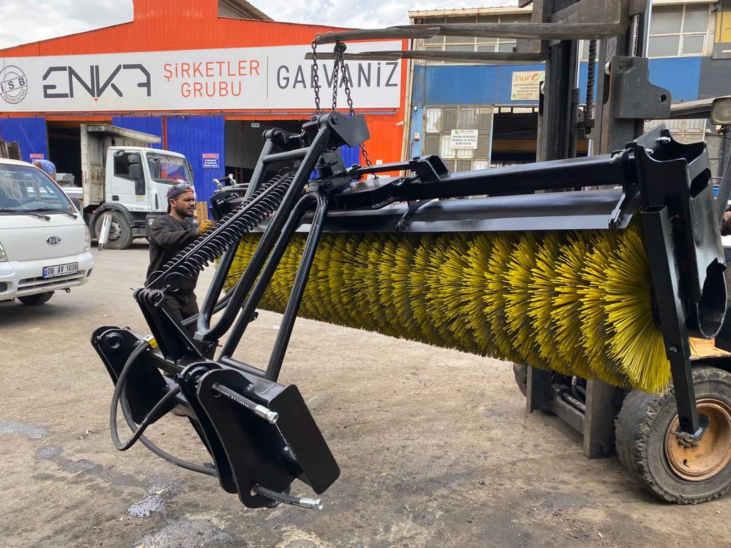 Bobcat - Barredora cucharón para Maquinaria de construcción: foto 3 Bobcat - Barredora cucharón para Maquinaria de construcción: foto 3