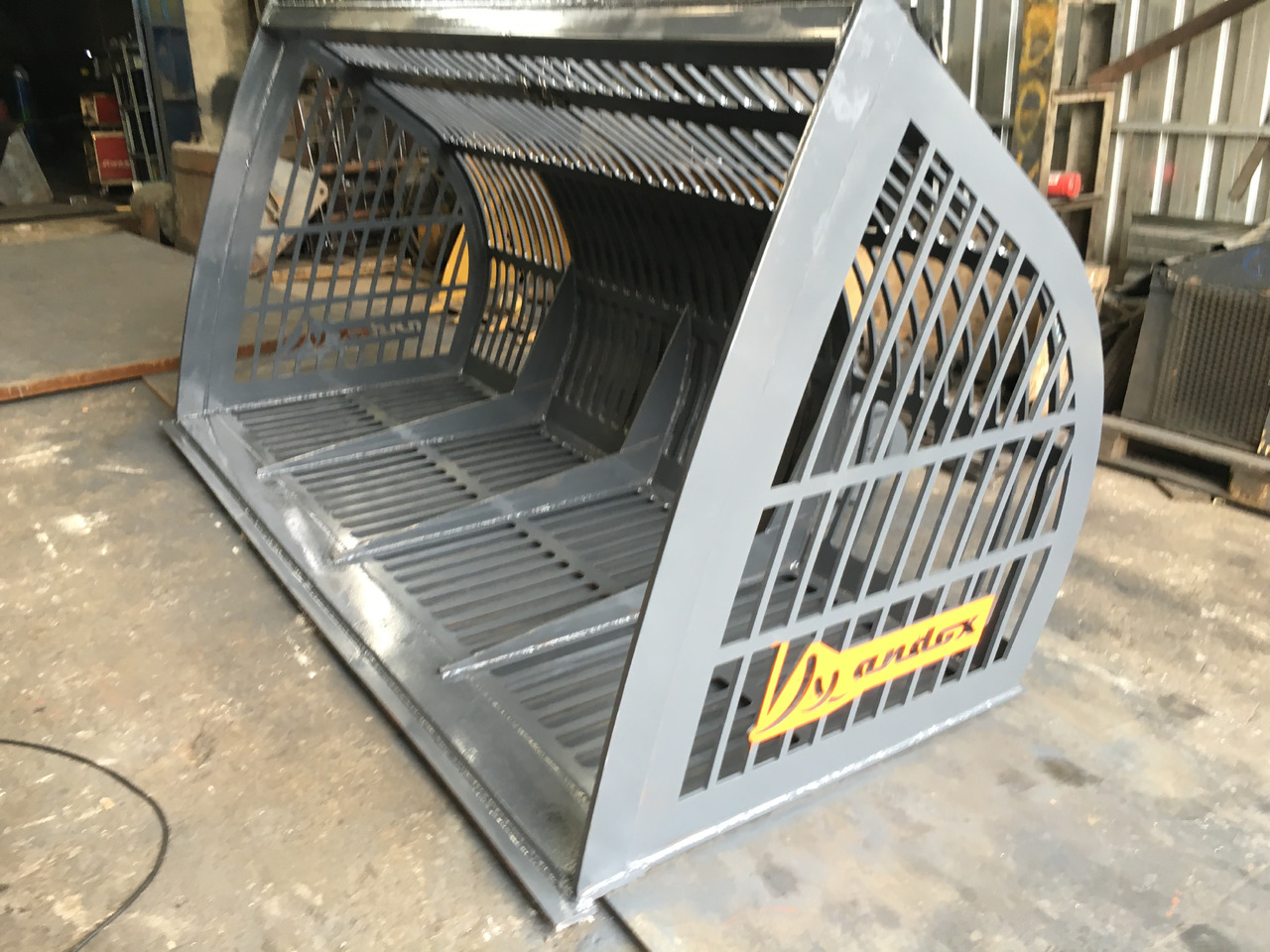 - Cuchara para clasificación para Maquinaria de construcción: foto 1 - Cuchara para clasificación para Maquinaria de construcción: foto 1