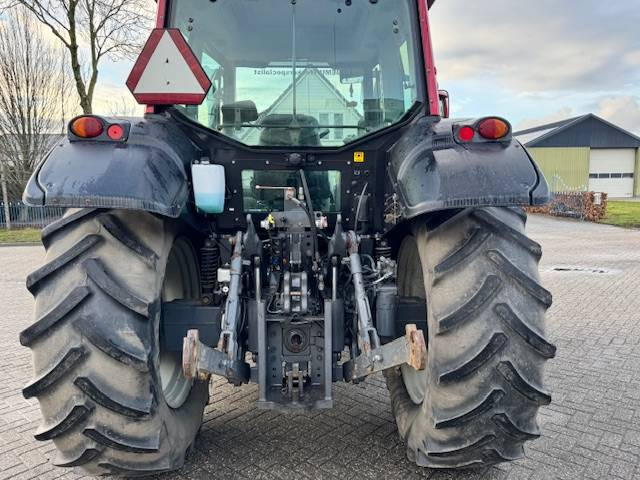 Tractor Valtra N123 Hitech5: foto 14