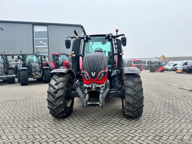 Valtra T144 Hitech - Tractor: foto 5 Valtra T144 Hitech - Tractor: foto 5
