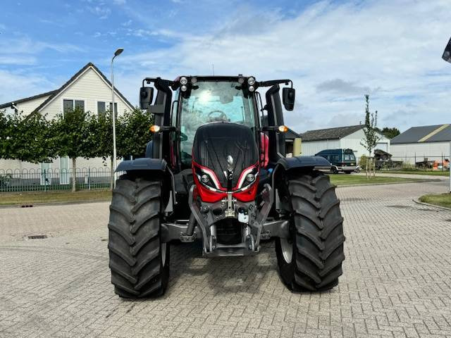 Valtra T175 Ecopower Direct Smart Touch! - Tractor: foto 5 Valtra T175 Ecopower Direct Smart Touch! - Tractor: foto 5